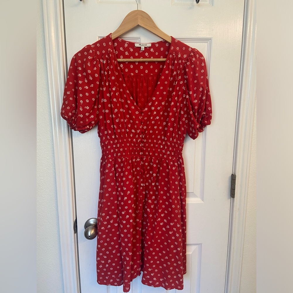 Madewell Red and White Sophia Floral Mini Dress size Small Puff Sleeves